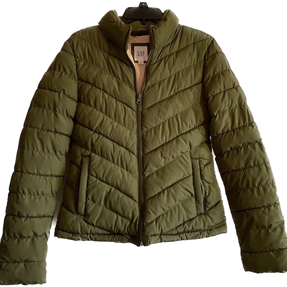 GAP Puffer Jacket